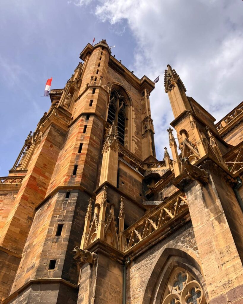 co zwiedzić w Colmar - Kolegiata Świętego Marcina w Colmar